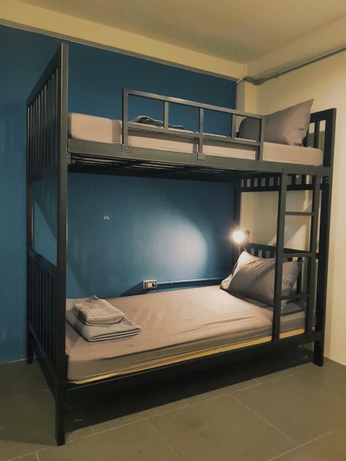 Bunk Bed in Mixed Dormitory Room